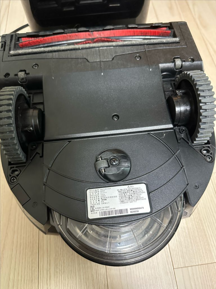 LG 코드제로 로봇청소기 R9 이미지