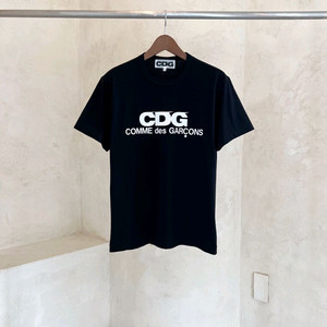 꼼데가르송 CDG 로고 프린트 반팔티 이미지