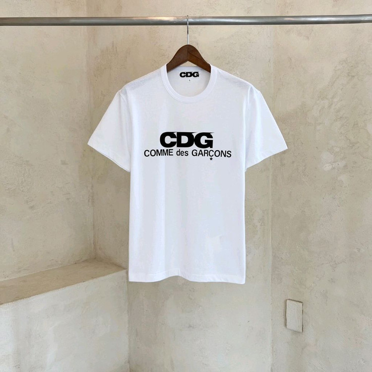꼼데가르송 CDG 로고 프린트 반팔티 이미지