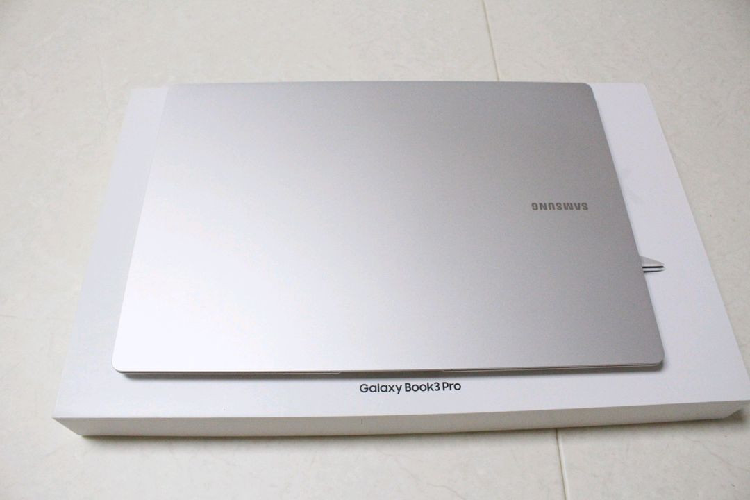 삼성 갤럭시북3 프로 NT960XFG-KH51E 이미지
