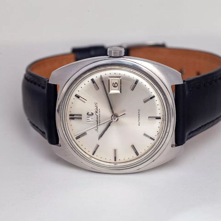 IWC 샤프하우젠 R819A cal.8541b 무브먼트 빈티지 이미지