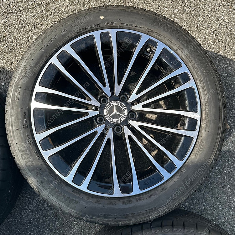 벤츠 w223 S350d E클 가능 19인치 휠타이어 판매 새제품 ﻿ 이미지