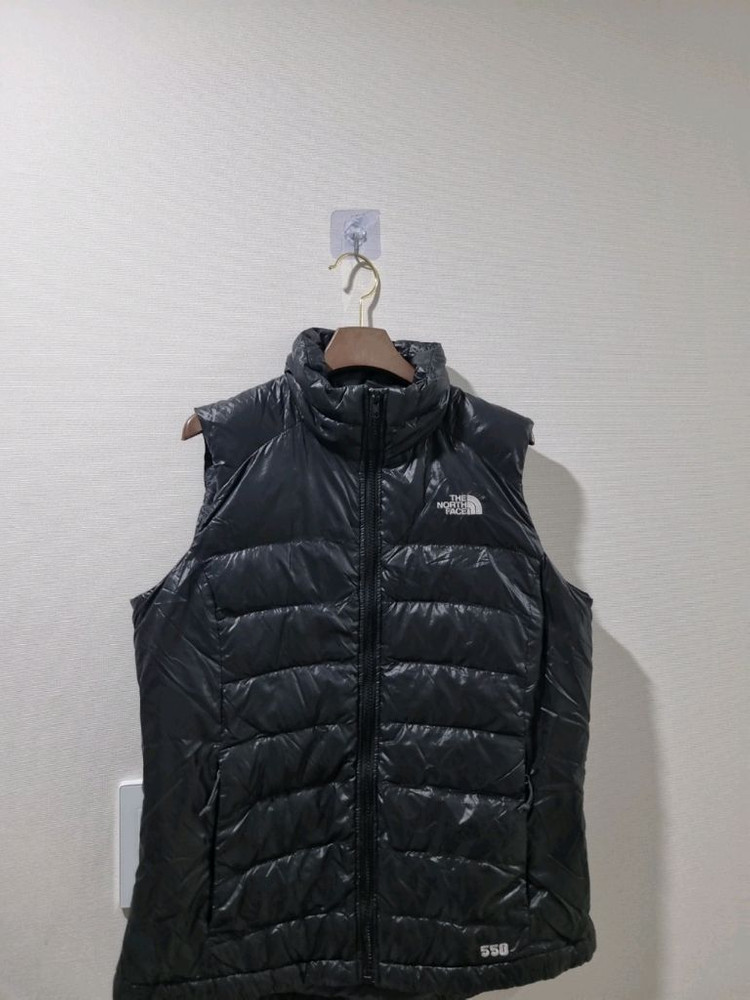 노스페이스 550 패딩 조끼 블랙 이미지