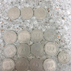 100원 500원 동전 1970년 1971년 1972년 1998년 1985년 1982년2014년 이미지