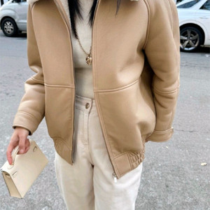 마이아이코 램스 울 보머 무스탕 자켓 베이지 판매합니다.미개봉 새상품! 이미지