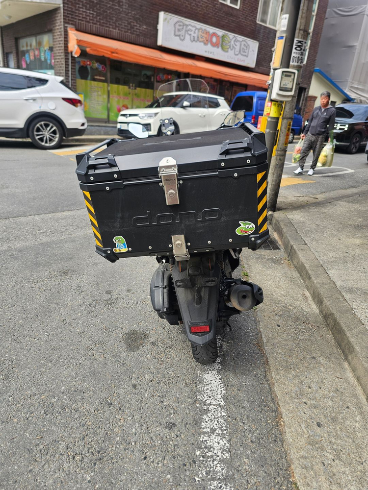 125cc 스쿠터 이미지