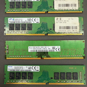 램 DDR4 8기가 3개 16기가 1개 팝니다 이미지