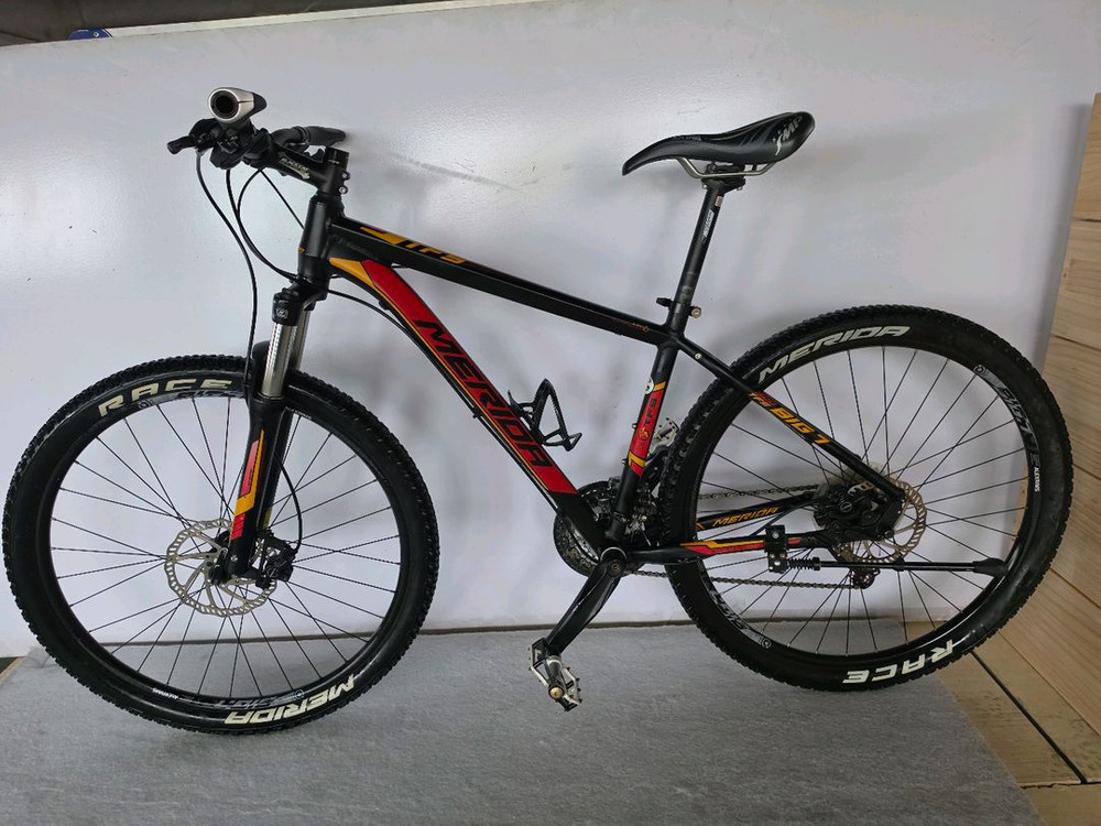 메리다 빅세븐 300 MTB (17인치/30단) 자전거 판매 합니다. 이미지
