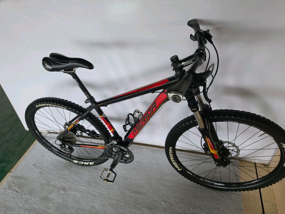 메리다 빅세븐 300 MTB (17인치/30단) 자전거 판매 합니다. 이미지