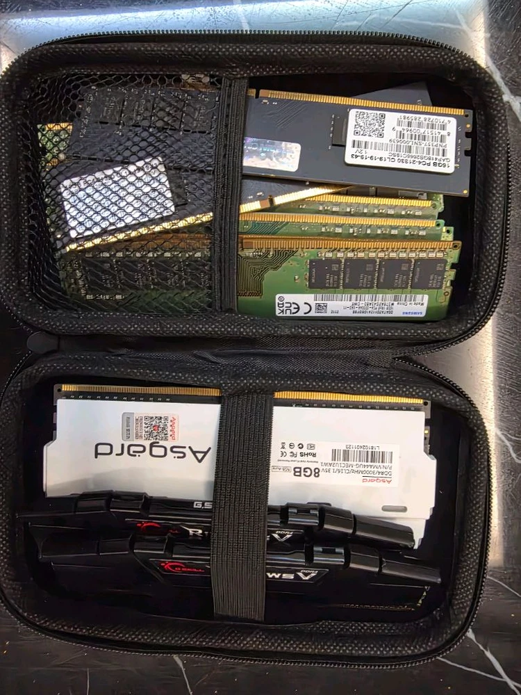 ssd m2 1tb 여러개-> 2tb , 4tb , ram16-> 32 , 64g 로 여러개 교환원함 (추가금가능 - 안심되는 중고거래