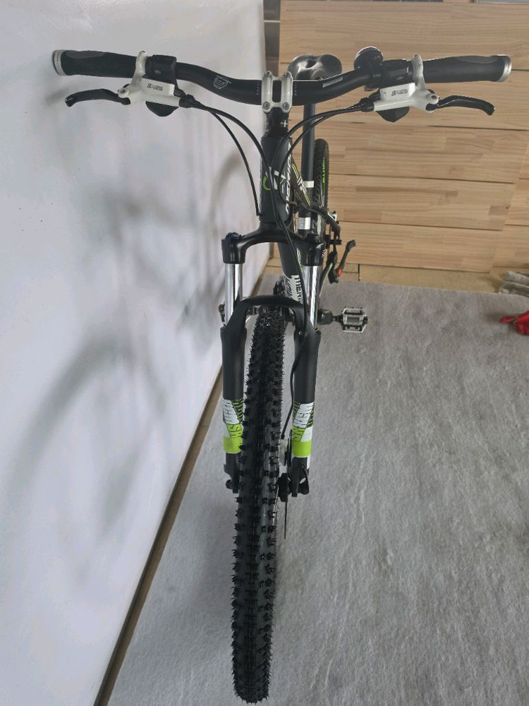 메리다 매츠 TFS 300 MTB 자전거 판매 합니다. 이미지