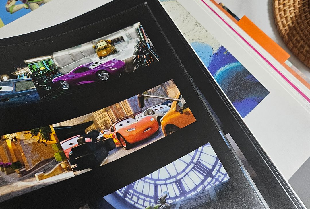 [희귀/절판] 픽사 아트북 The Art of Pixar (컬러스크립트 25주년 기념판) 이미지