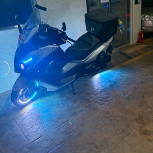125cc 스쿠터 이미지