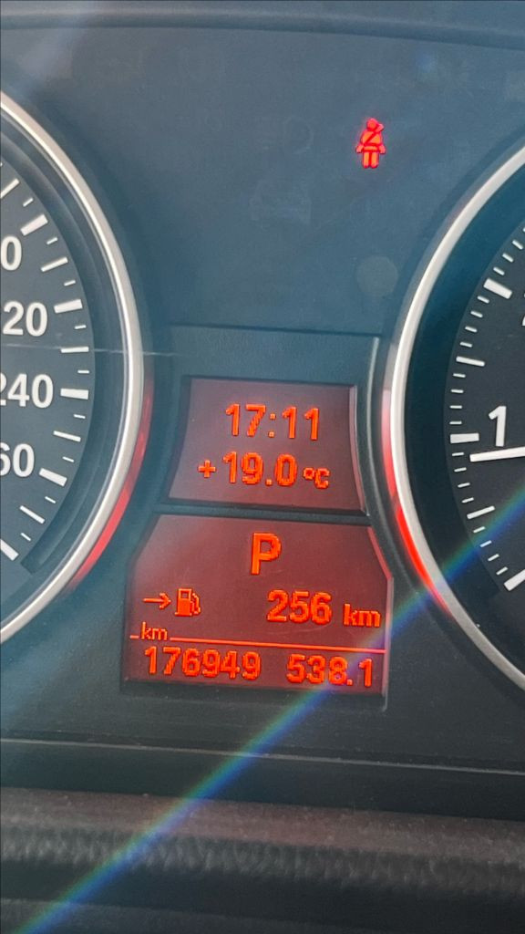 BMW 3시리즈 (E93) 컨버터블 328i 이미지