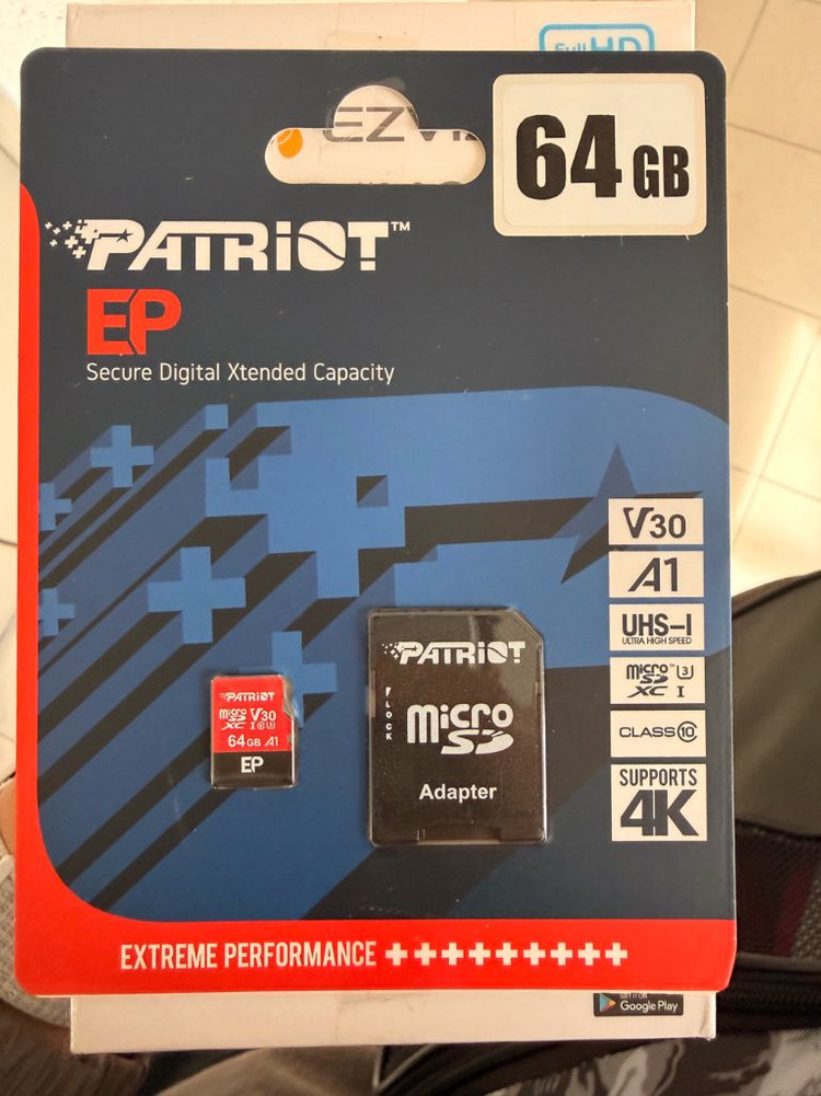 이지비즈 홈카메라 c1hc 64gb 메모리 포함 팝니다 이미지