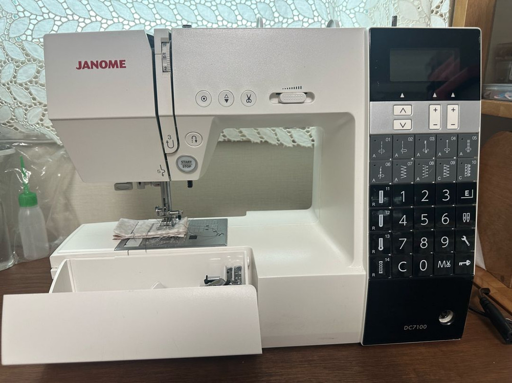자노메 dc7100 재봉틀 미싱 이미지