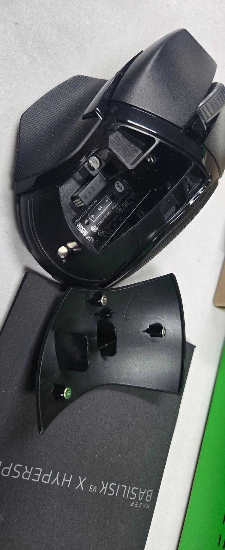 레이저 바실리스크 마우스 팝니다. Razer Basilisk V3 X HyperSpeed 이미지