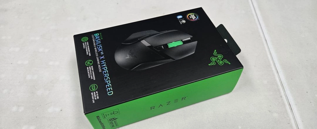 레이저 바실리스크 마우스 팝니다. Razer Basilisk V3 X HyperSpeed 이미지