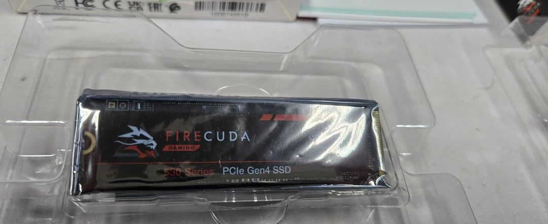 시게이트 파이어쿠다 530 2TB 팝니다. Firecuda 530 PCIE 4.0 M.2 NVME 2TB 이미지