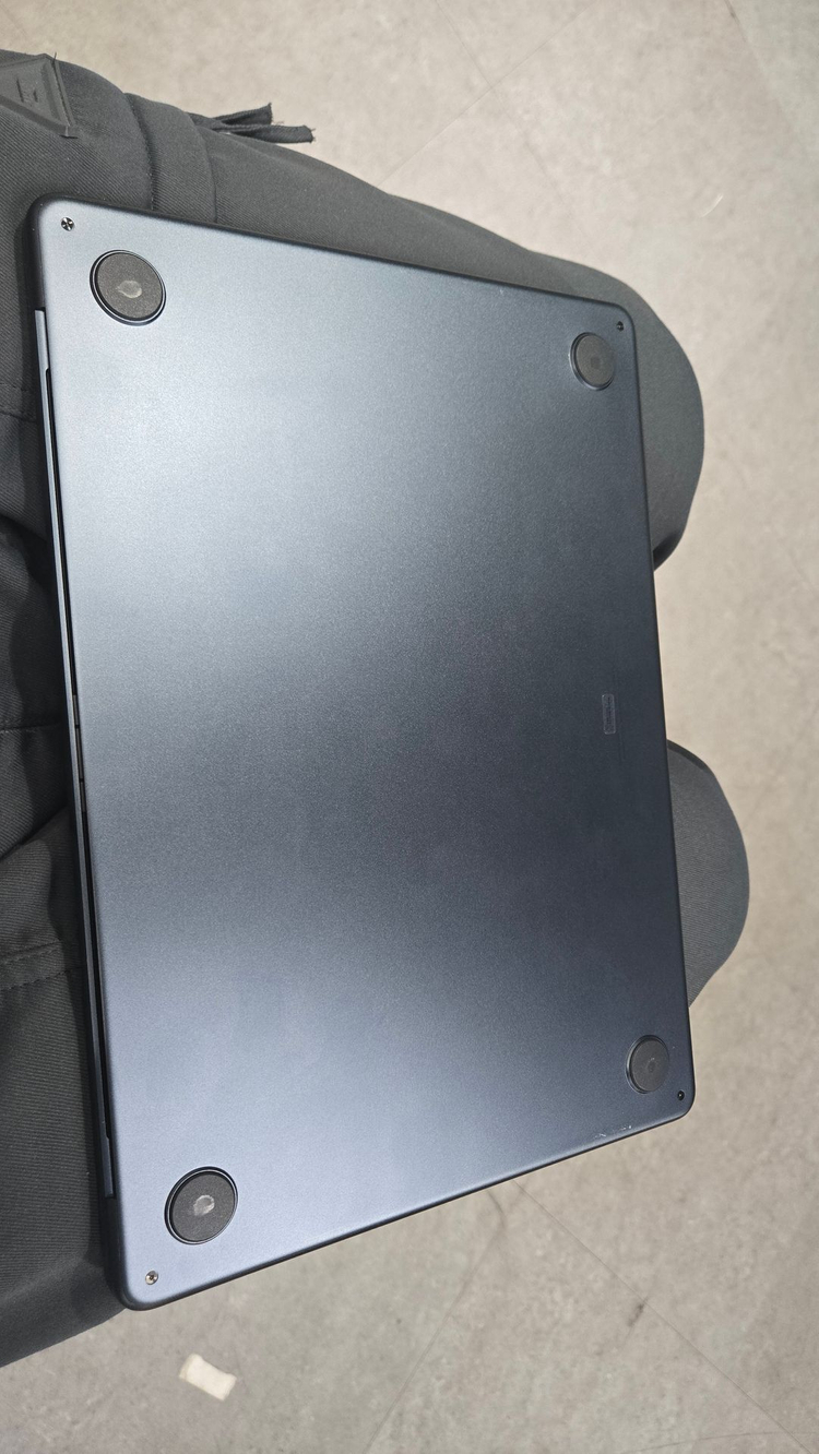 Apple 2025 맥북 에어 13 M4, 미드나이트, M4 10코어, 16GB, 256GB, 이미지