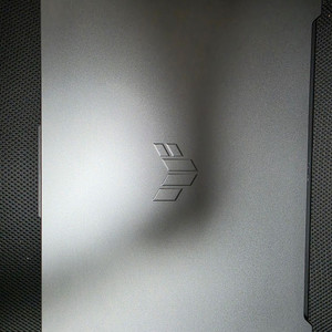 (상태좋음, 풀박스) ASUS F17 게이밍 노트북 판매 (램64g, SSD 2tb) 이미지