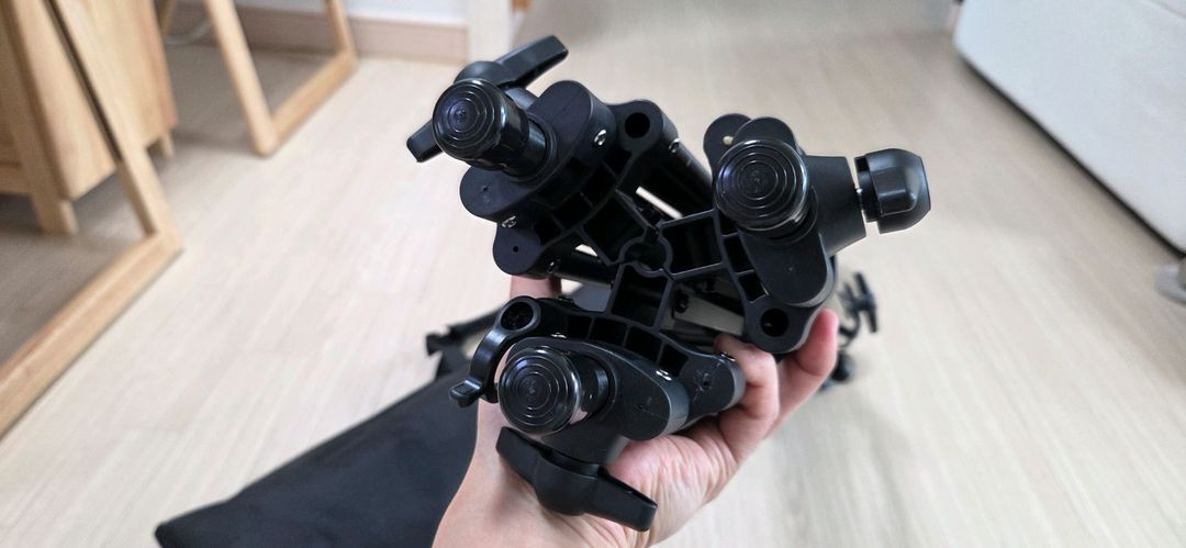 호루스벤누 HVD-1900L 비디오 삼각대 팝니다 이미지
