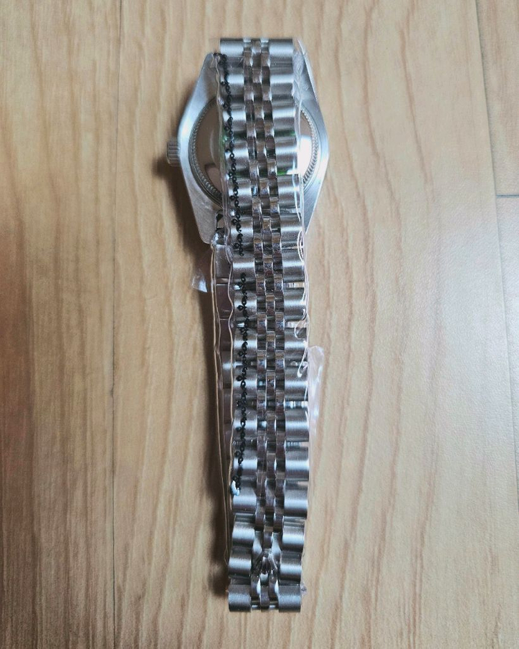 롤렉스 데이트저스트 블루 이미지