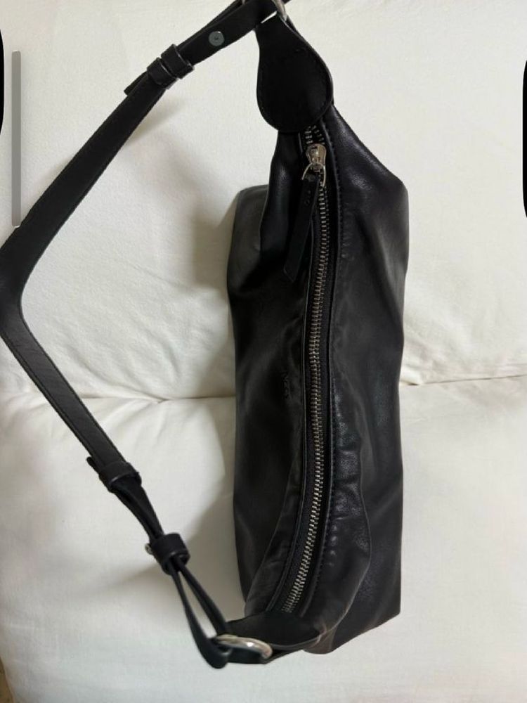 니브 Neev 가방 Medium Square Hobo Bag (Black)+ (새제품)마이아 미니 캔버스백 이미지