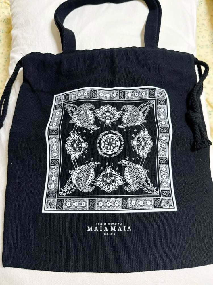 니브 Neev 가방 Medium Square Hobo Bag (Black)+ (새제품)마이아 미니 캔버스백 이미지