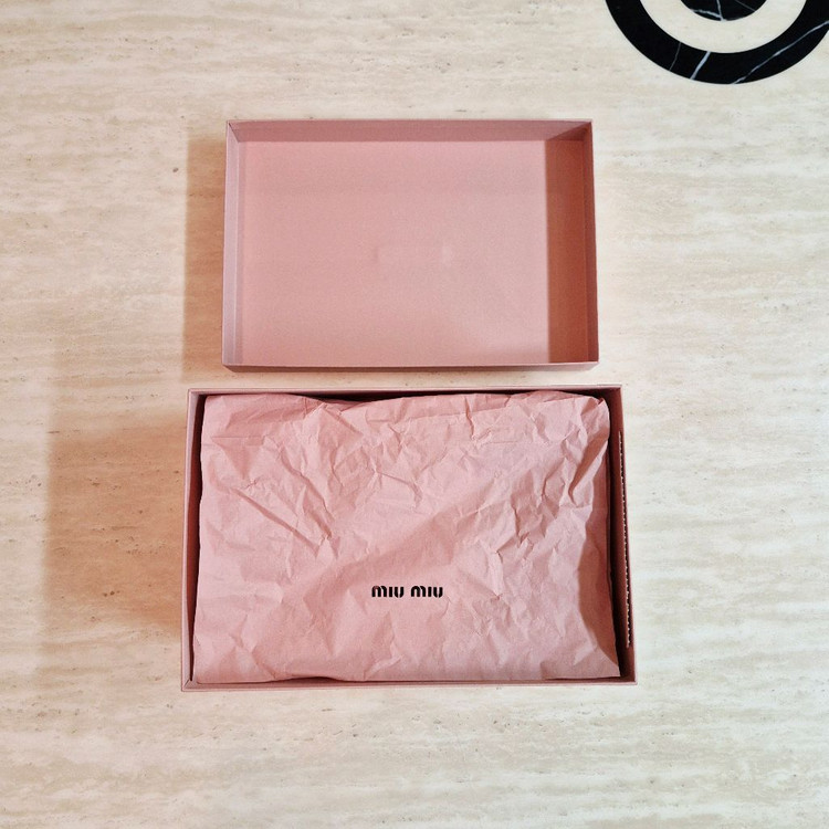 [정품]미우미우 쇼핑백+박스+리본+보증서+북렛 풀 구성품 ,미우미우 슈즈,미우미우 가방,미우미우 박스,미우미우 이미지