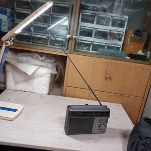 일본 내쇼날 RF-609 AM/FM 라디오/배터리 구동 이미지