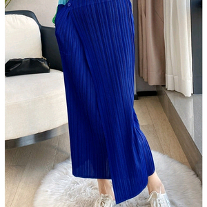 플리츠플리즈 랩스커트 이미지