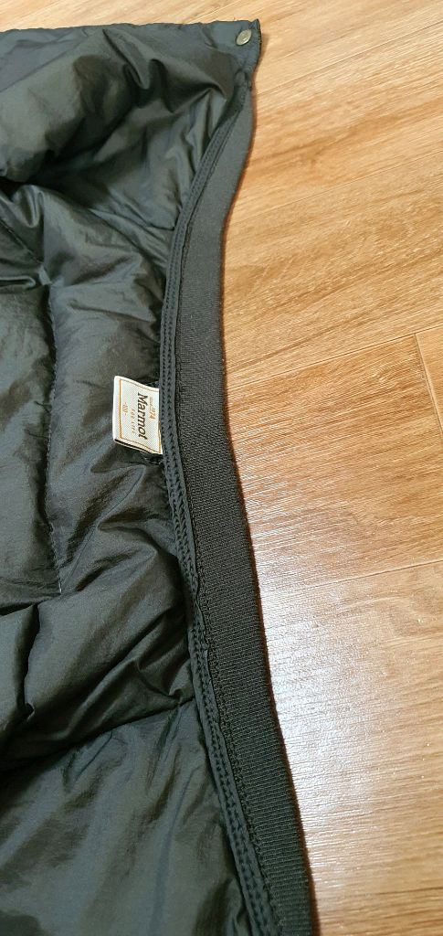 남.95 +) 마모트 남성 등산 패딩 조끼 (경량급) 구스조끼 / Marmot 등산조끼 내피 트레이닝 이미지