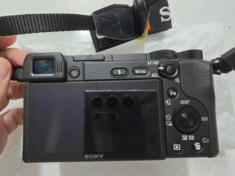 소니 a6400 미러리스 카메라 16-50mm 렌즈킷 포함 신품급 이미지