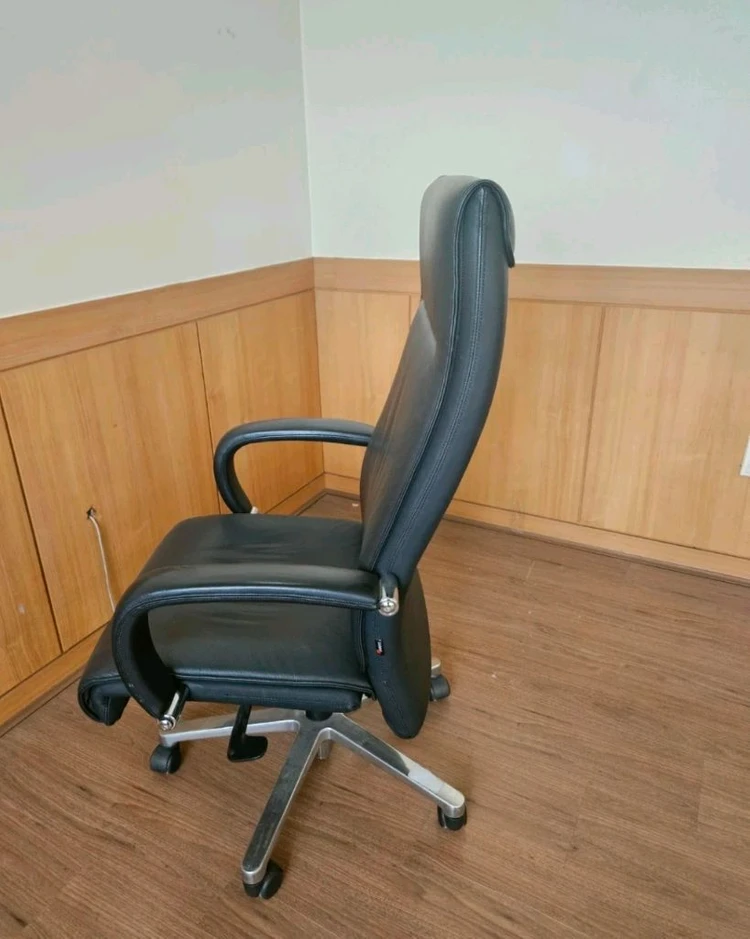 퍼시스 중역의자 프로나드 천연가죽CH3300 이미지