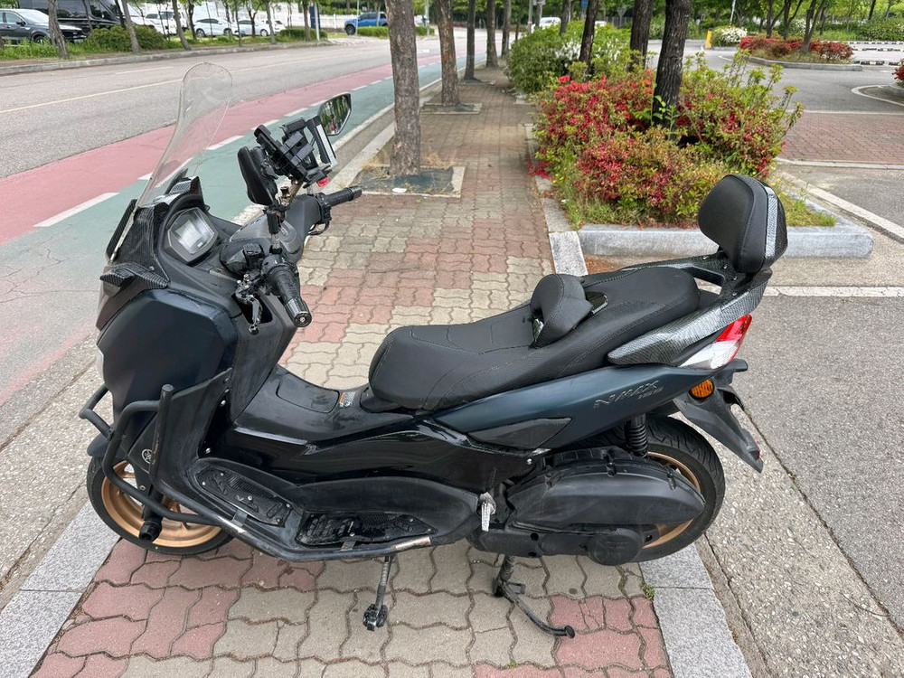 야마하 nmax155 24년 짧은키로수 판매합니다 이미지