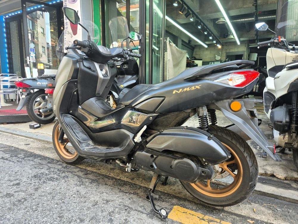 22년식 Nmax125 배달용 중고 오토바이 이미지