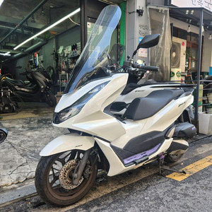 23년식 PCX125ABS 배달용 중고 오토바이 이미지