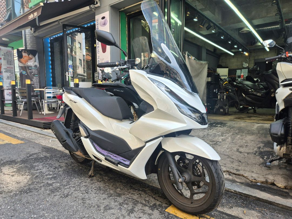 23년식 PCX125ABS 배달용 중고 오토바이 이미지