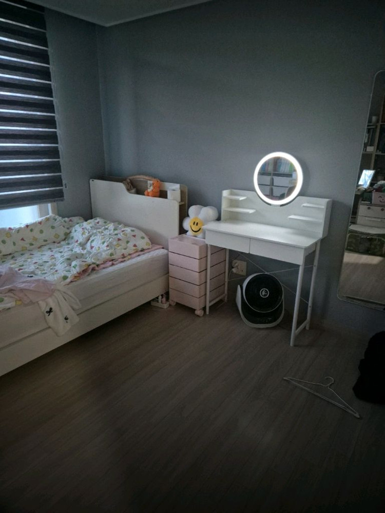 [최저가] LED 화이트 수납 거울 콘솔 선반 원목 수납장 서랍장 화장대 이미지