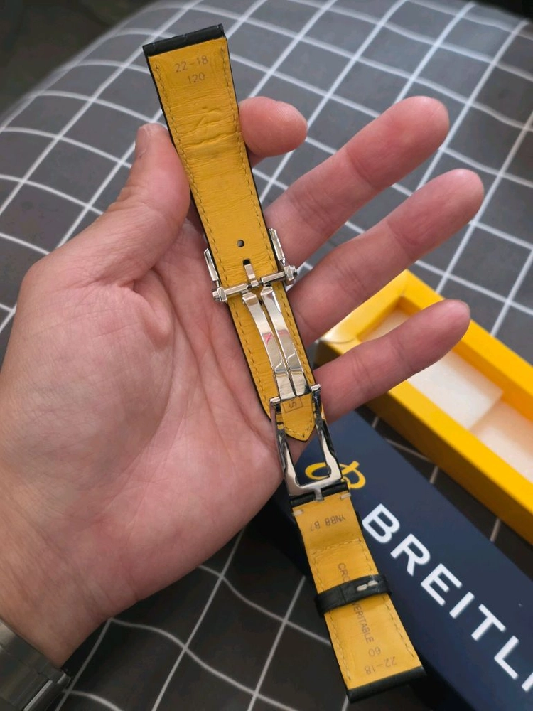 브라이틀링 정품 디버클+블랙 엘리가죽 스트랩 (22mm) 이미지