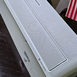 삼성 무풍 벽걸이 에어컨 AR06M5170HNQ 이미지