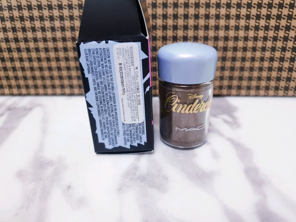 맥 쿠션 아이섀도우 파우더 (미개봉새상품) 이미지
