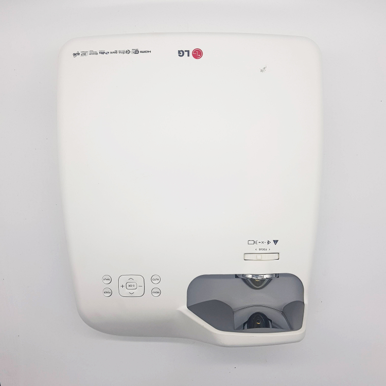 LG SW3000 레이저 초단초점 3000안시 빔프로젝터 이미지