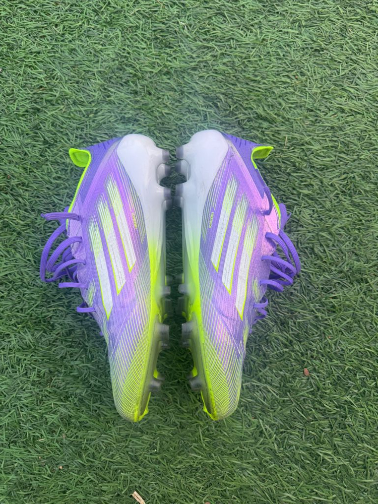 아디다스 f50 ag 270 축구화 이미지