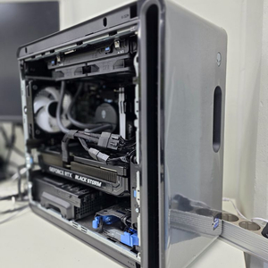 13900k // 4070ti 본체 팝니다 이미지
