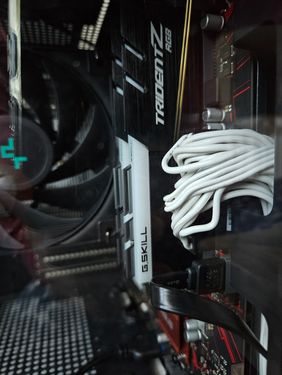 지스킬 트라이던트 Z RGB DDR4 4400 CL17 (8GBx2) 총 16GB 이미지