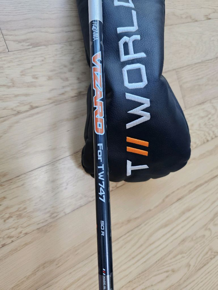 혼마 T//WORLD TW747 드라이버 10.5도 50R대 판매합니다 이미지