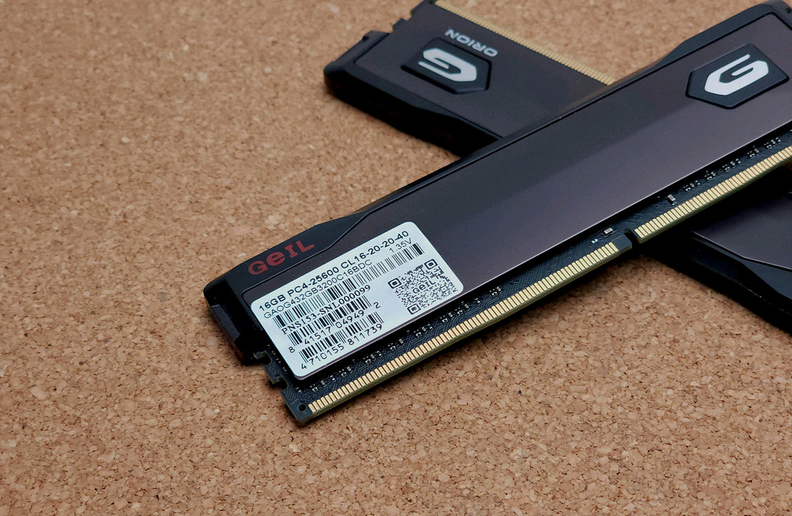 geil 게일 DDR4 32GB (16GBx2) RAM 판매합니다 이미지
