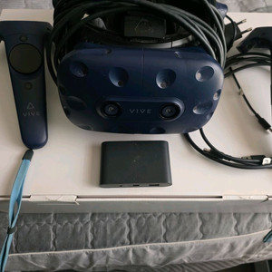 바이브프로 HMD + 링크박스 이미지